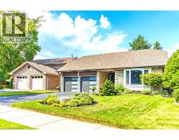 2390 SINCLAIR Circle, Burlington, Ontario