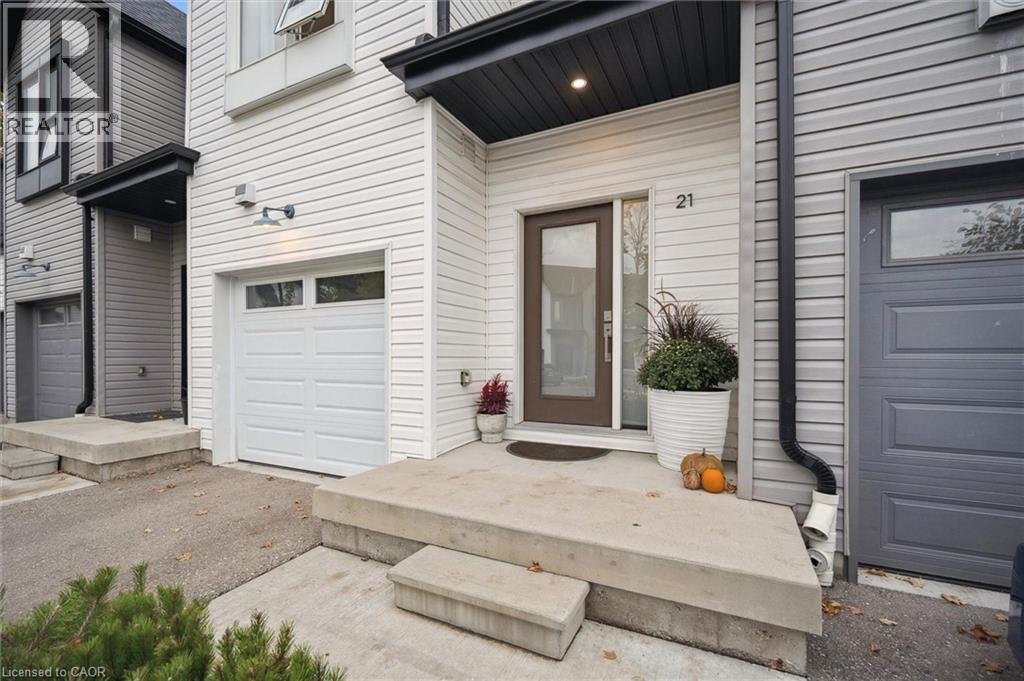 110 Fergus Ave Avenue Unit# 21, Kitchener, Ontario  N2K 0K9 - Photo 2 - 40776595