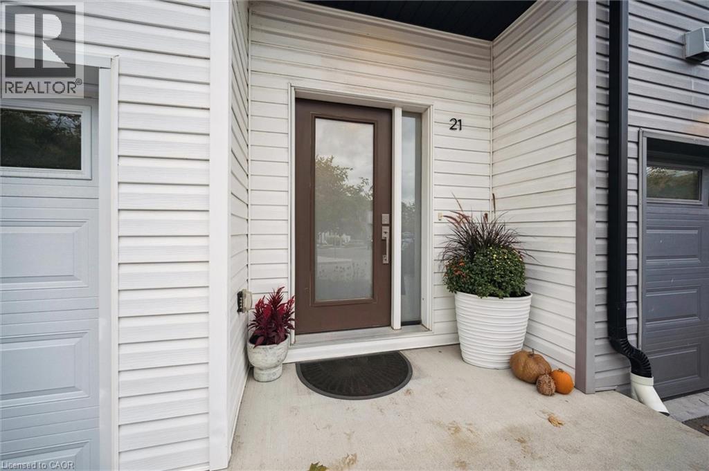 110 Fergus Ave Avenue Unit# 21, Kitchener, Ontario  N2K 0K9 - Photo 3 - 40776595