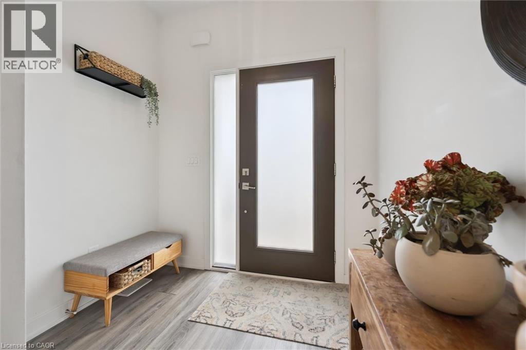 110 Fergus Ave Avenue Unit# 21, Kitchener, Ontario  N2K 0K9 - Photo 4 - 40776595