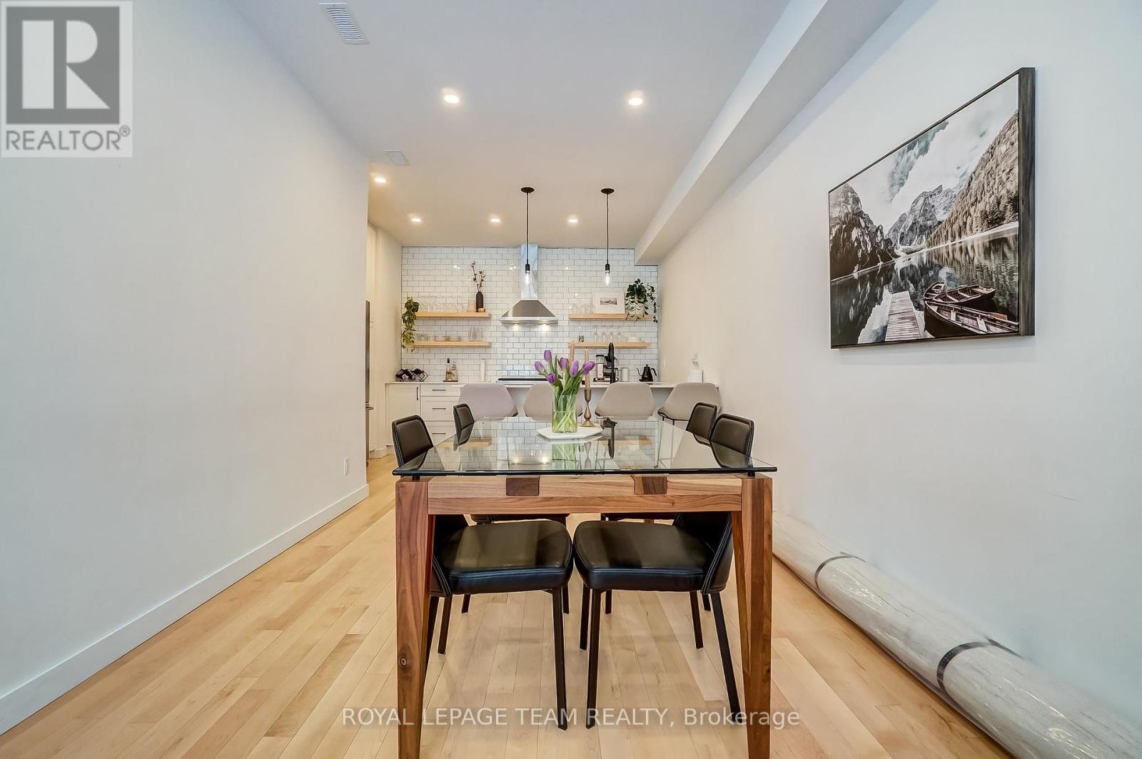 123 Carruthers Avenue, Ottawa, Ontario  K1Y 1N4 - Photo 13 - X12443653