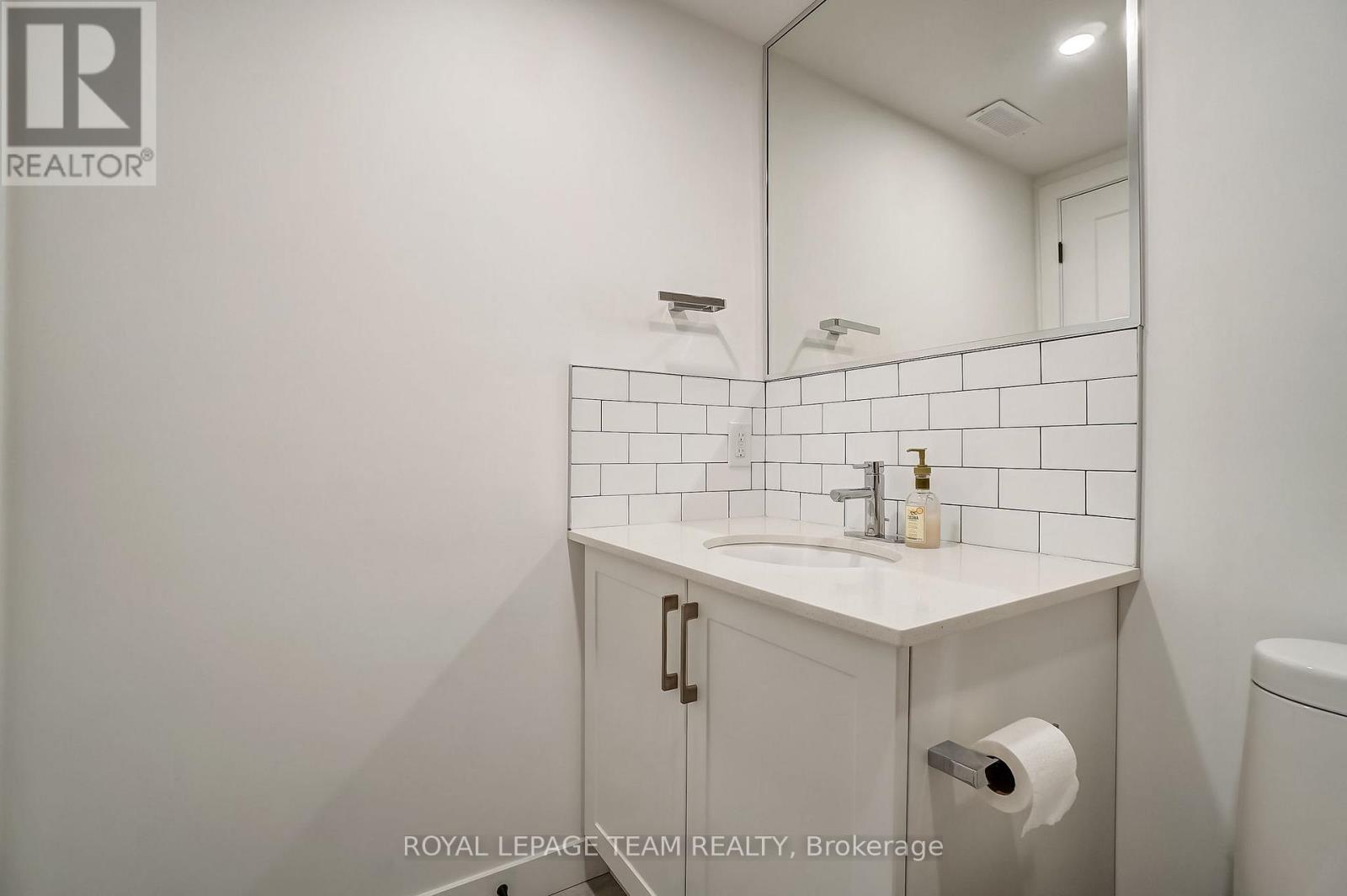 123 Carruthers Avenue, Ottawa, Ontario  K1Y 1N4 - Photo 38 - X12443653