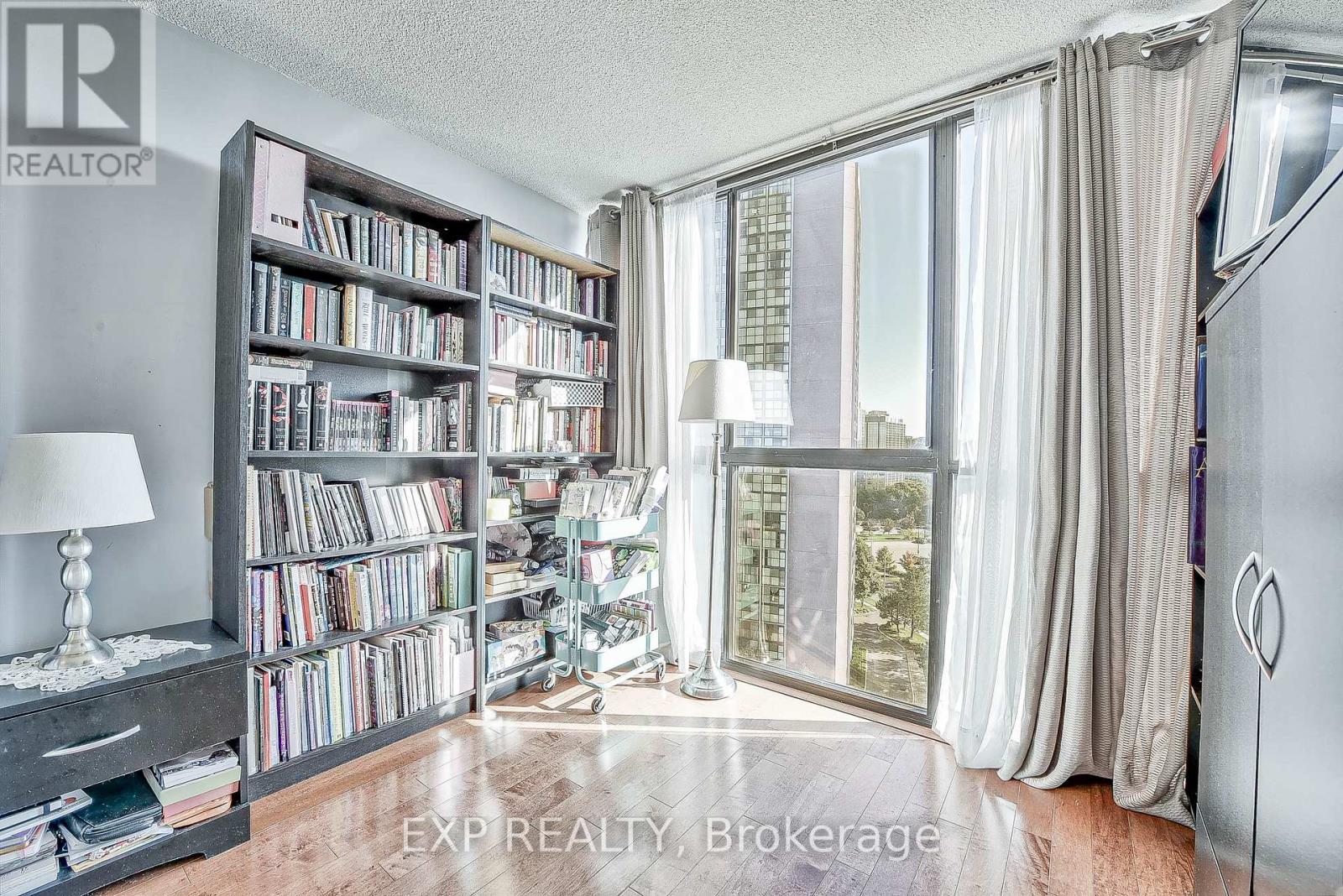 4235 Sherwoodtowne Boulevard, Mississauga, Ontario  L4Z 1W3 - Photo 23 - W12444555