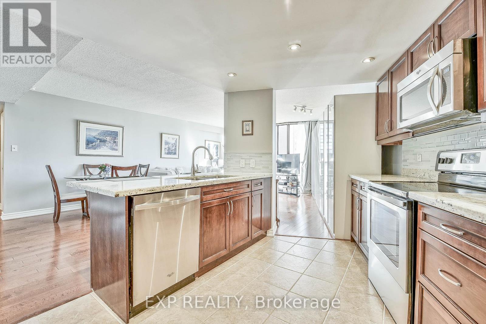 4235 Sherwoodtowne Boulevard, Mississauga, Ontario  L4Z 1W3 - Photo 14 - W12444555