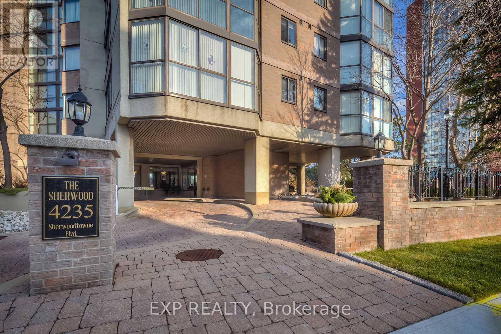 4235 Sherwoodtowne Boulevard, Mississauga, Ontario  L4Z 1W3 - Photo 3 - W12444555