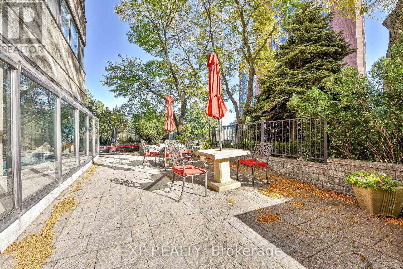 4235 Sherwoodtowne Boulevard, Mississauga, Ontario  L4Z 1W3 - Photo 33 - W12444555