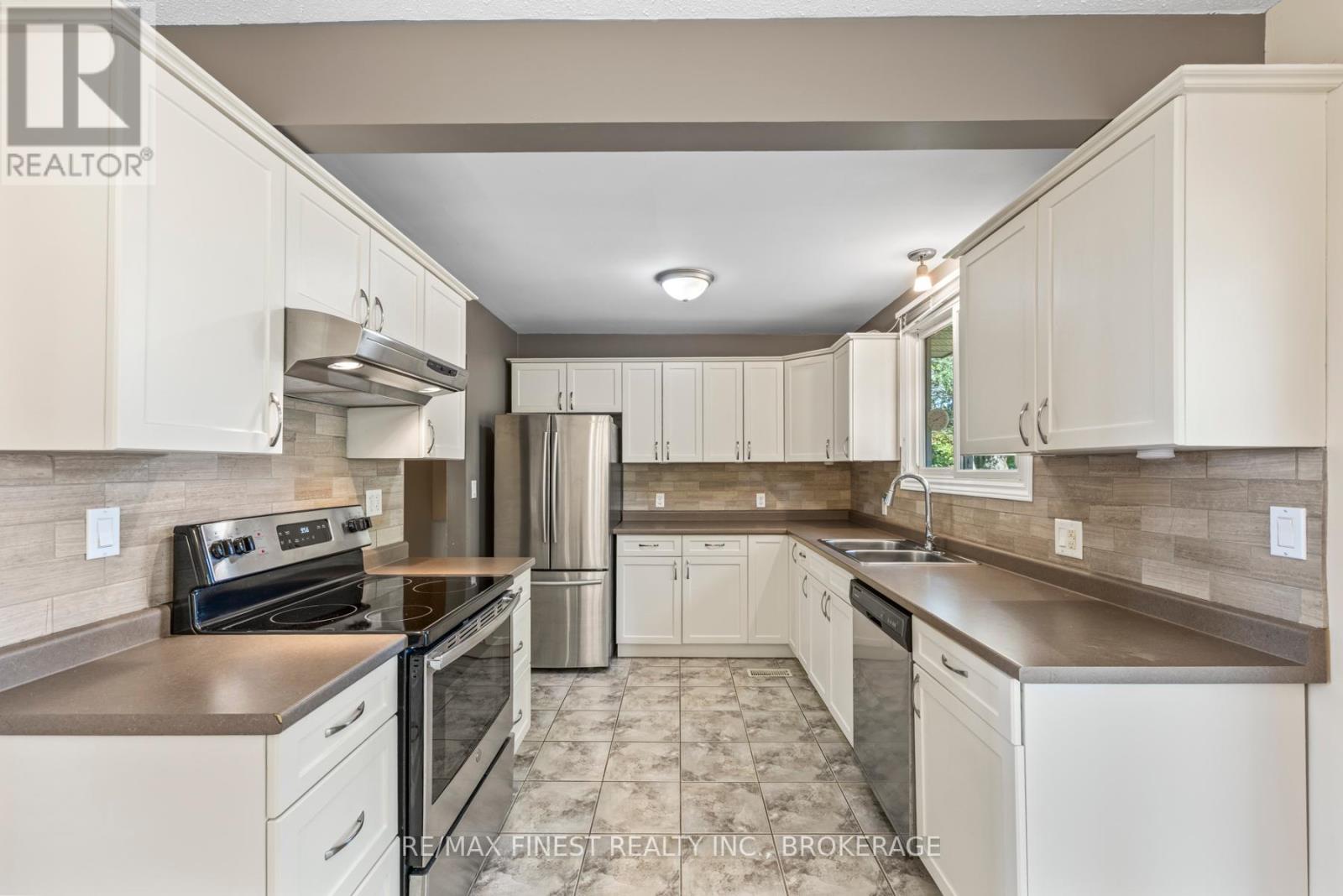 6 Marino Drive, Kingston, Ontario  K0H 1S0 - Photo 11 - X12446642