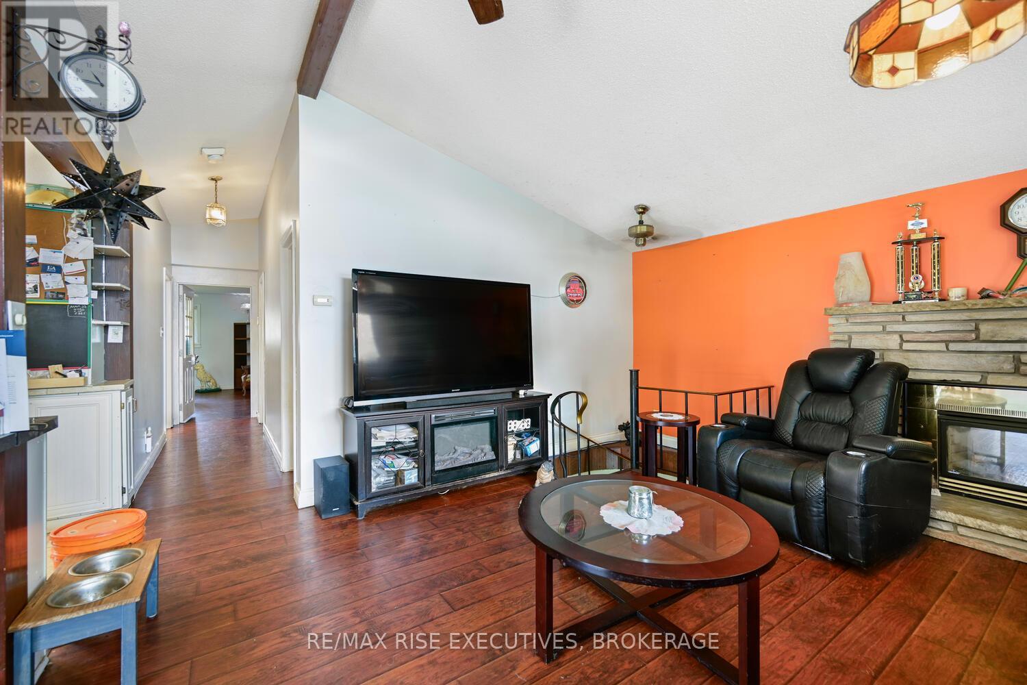 1578 County Road 2, Rideau Lakes, Ontario  K0E 1T0 - Photo 18 - X12446660
