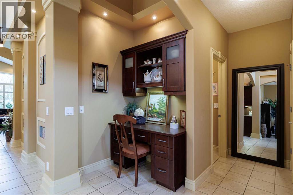 38 Tuscany Glen Park Nw, Calgary, Alberta  T3L 2T7 - Photo 17 - A2257152