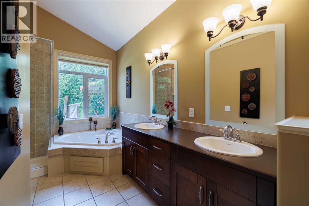 38 Tuscany Glen Park Nw, Calgary, Alberta  T3L 2T7 - Photo 22 - A2257152