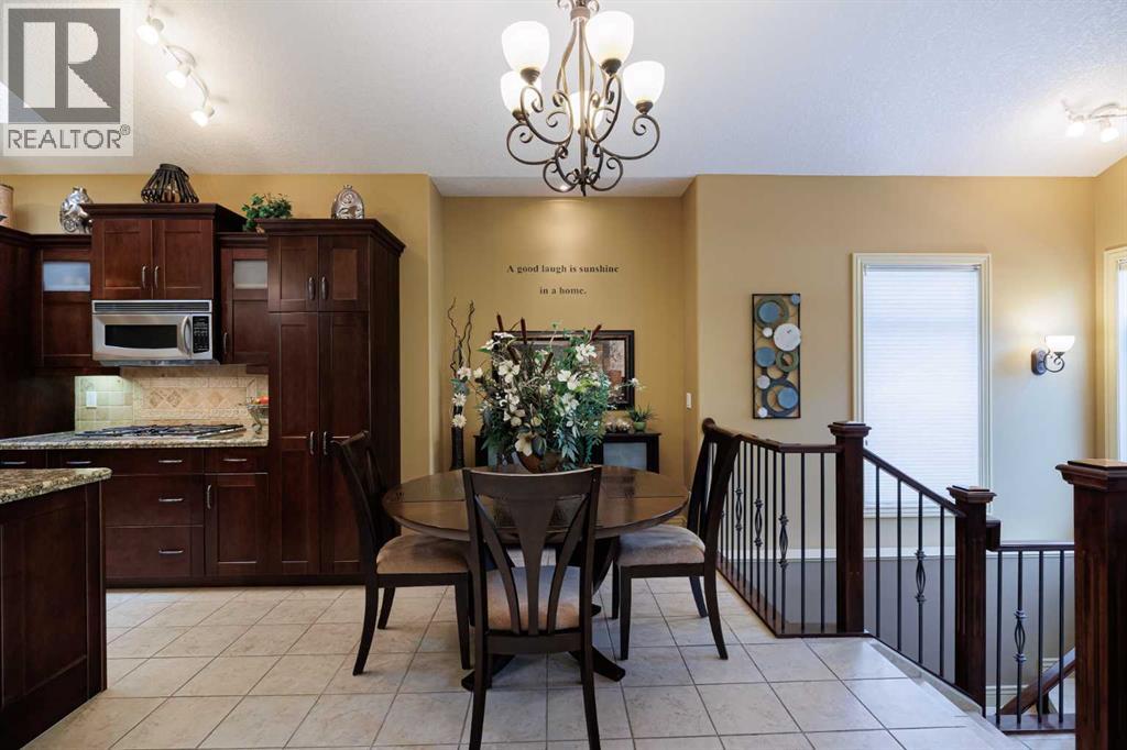 38 Tuscany Glen Park Nw, Calgary, Alberta  T3L 2T7 - Photo 5 - A2257152
