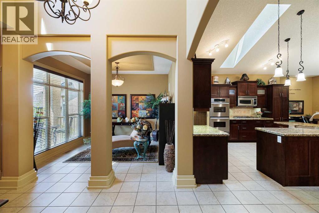 38 Tuscany Glen Park Nw, Calgary, Alberta  T3L 2T7 - Photo 11 - A2257152