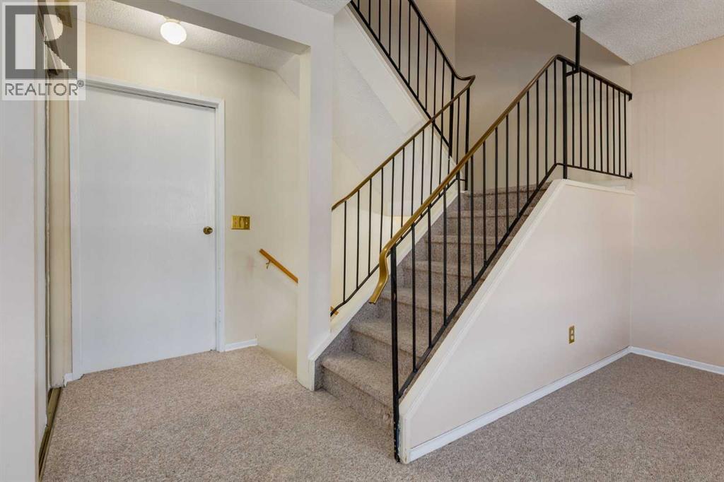 221, 200 Brookpark Drive Sw, Calgary, Alberta  T2W 3E5 - Photo 14 - A2258123