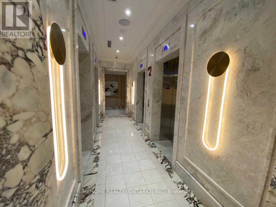 3004 - 10 Inn On The Park Drive, Toronto, Ontario  M3C 0P9 - Photo 5 - C12446518