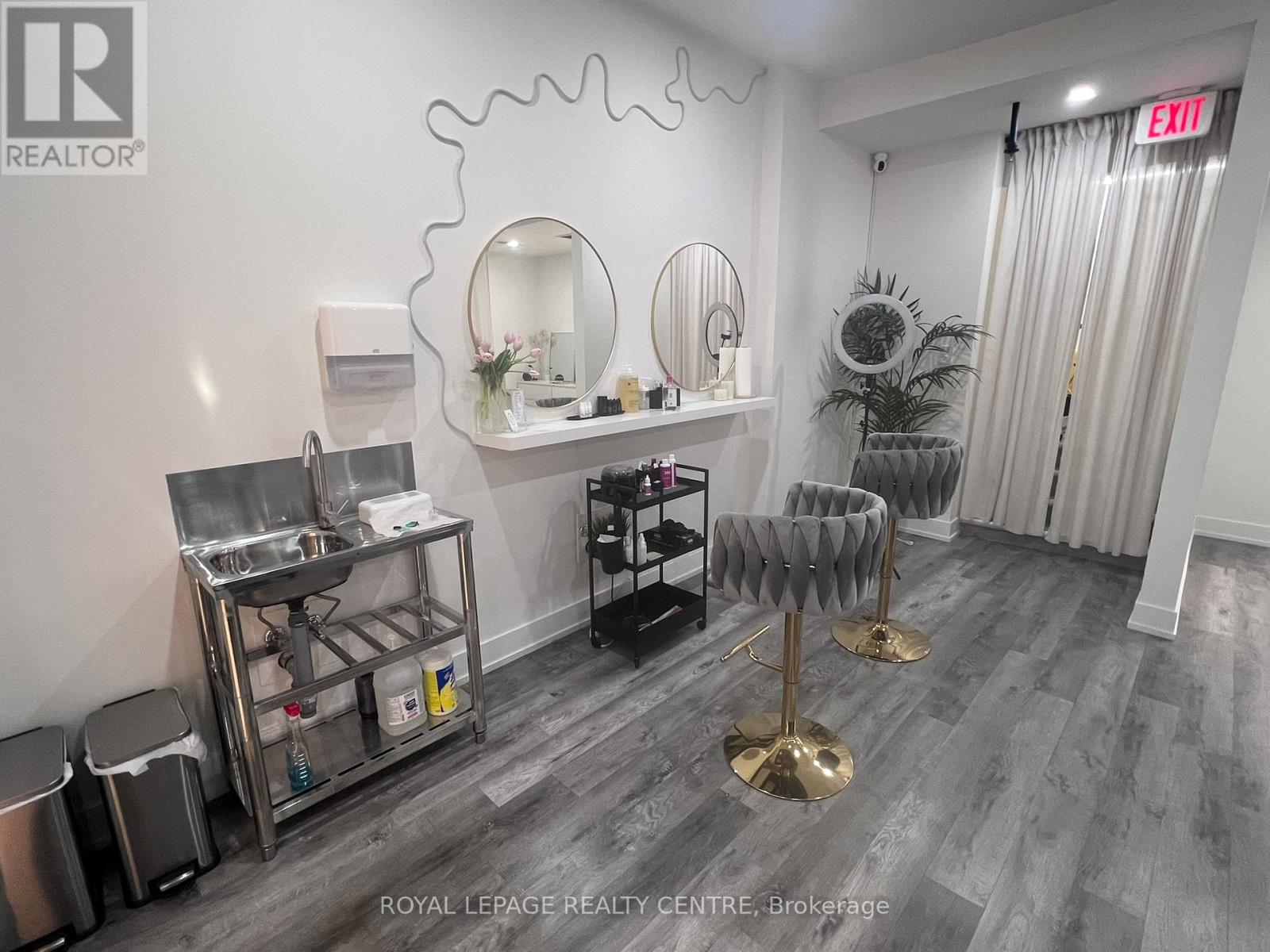 1034 Eglinton Avenue W, Toronto (Forest Hill North), Ontario  M6C 2C5 - Photo 7 - C12446525