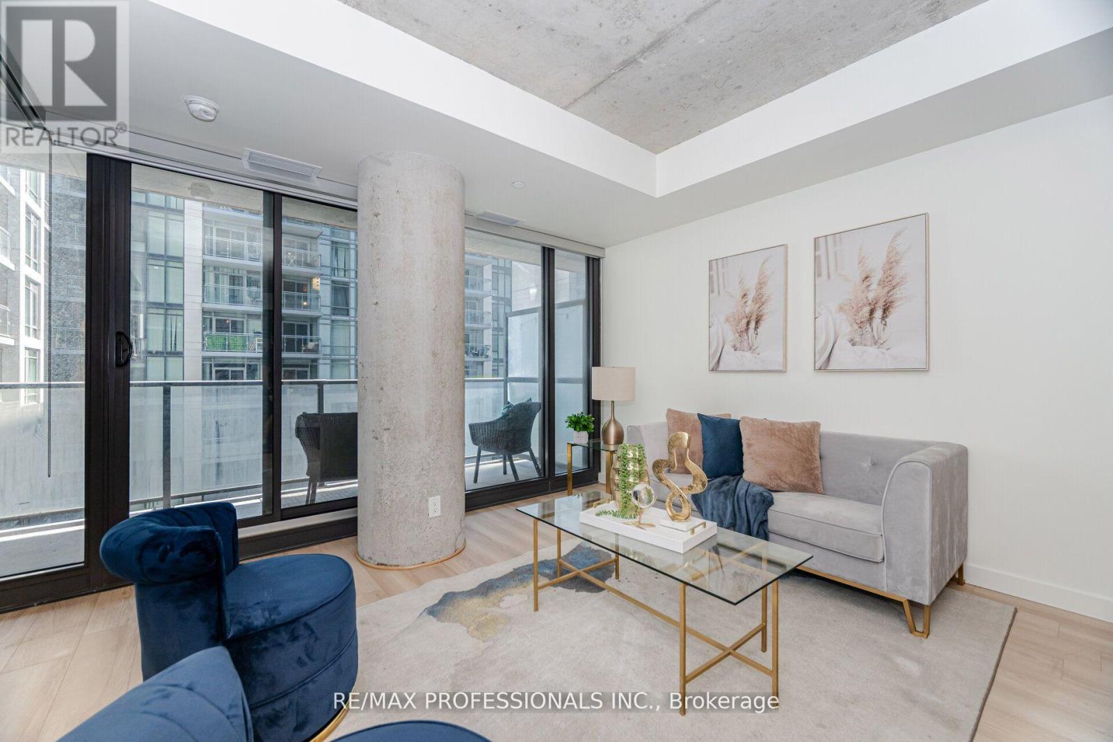 716 - 111 Bathurst Street, Toronto, Ontario  M5V 0M9 - Photo 17 - C12446531