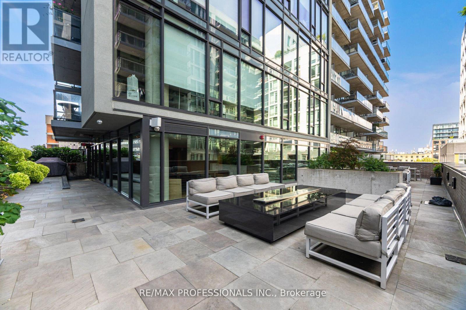 716 - 111 Bathurst Street, Toronto, Ontario  M5V 0M9 - Photo 37 - C12446531