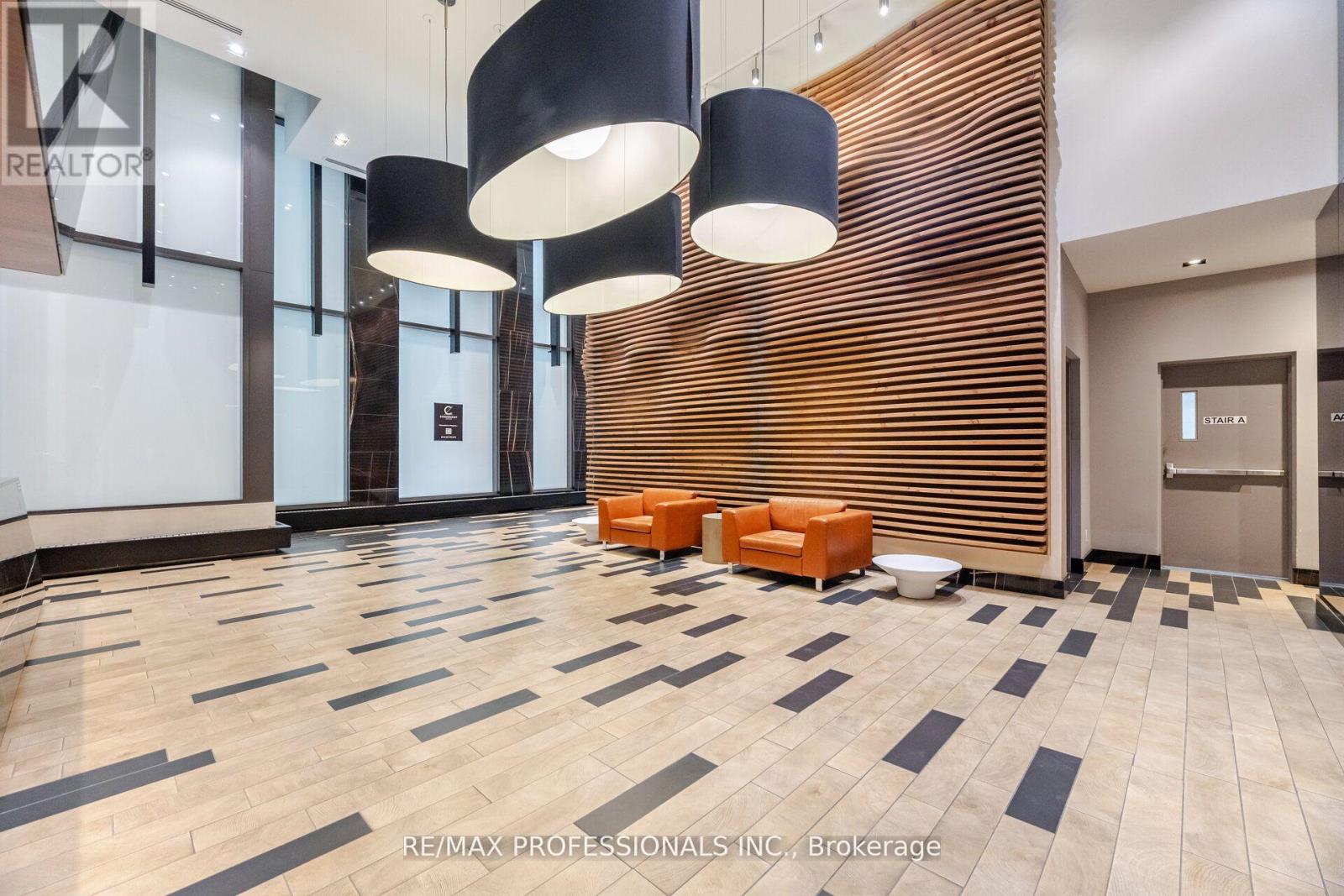 716 - 111 Bathurst Street, Toronto, Ontario  M5V 0M9 - Photo 4 - C12446531