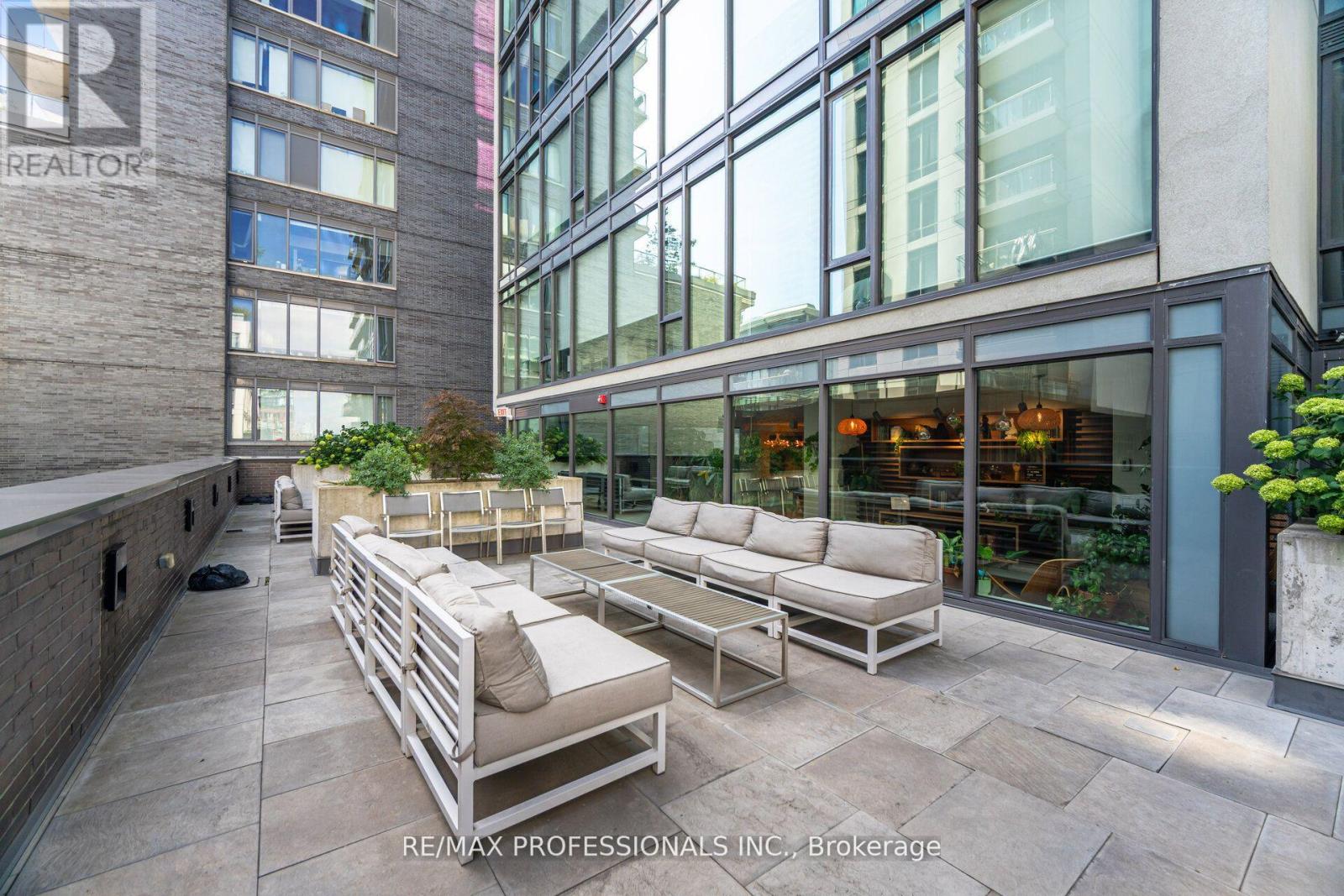 716 - 111 Bathurst Street, Toronto, Ontario  M5V 0M9 - Photo 40 - C12446531