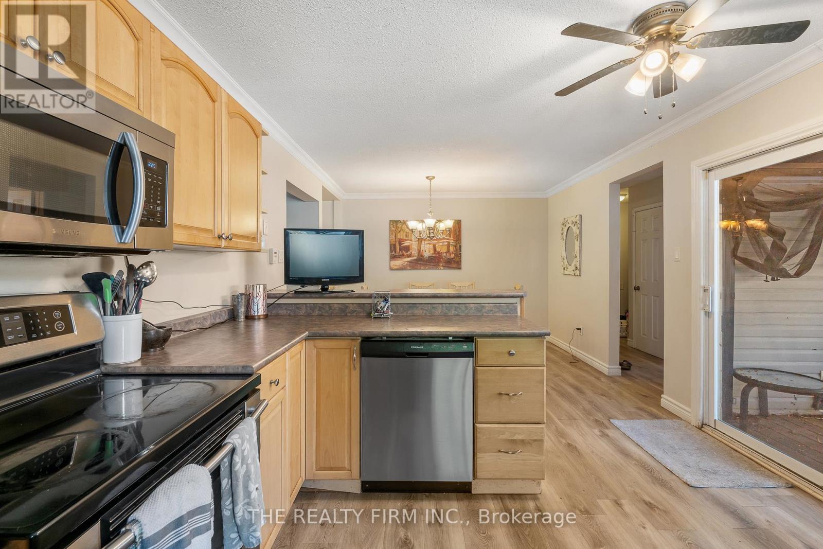 26 Monmore Road, London North (North F), Ontario  N6G 2W6 - Photo 11 - X12446618