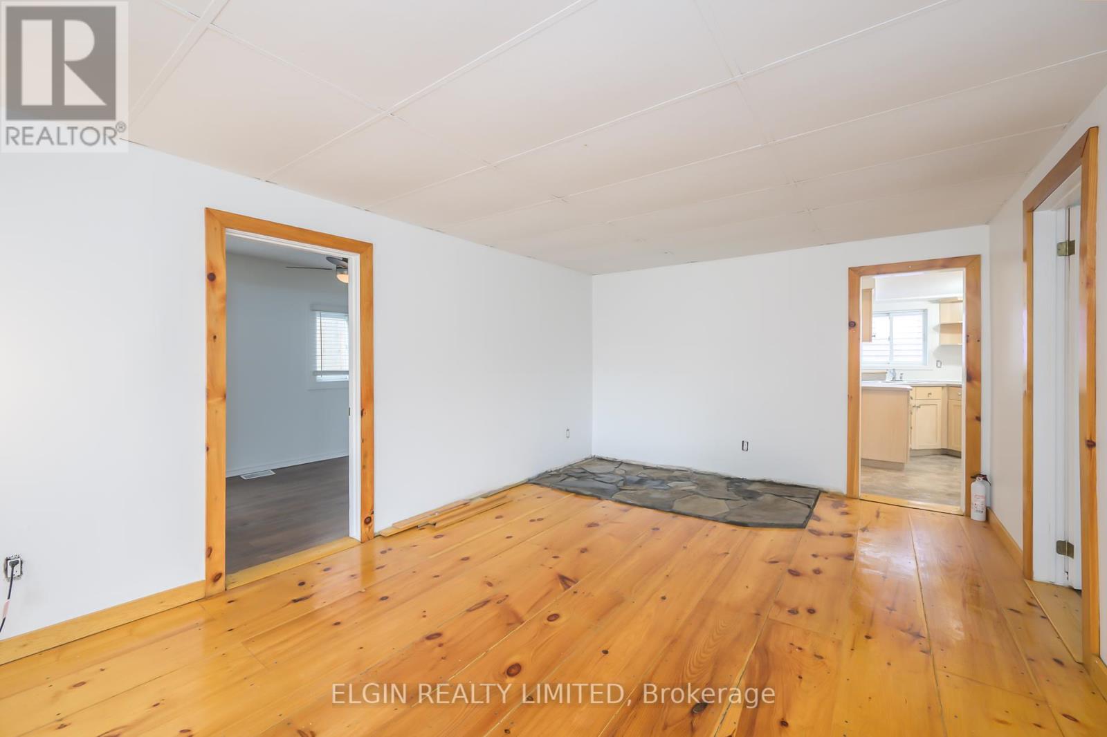 159 William Street, Central Elgin, Ontario  N5L 1C7 - Photo 3 - X12446700