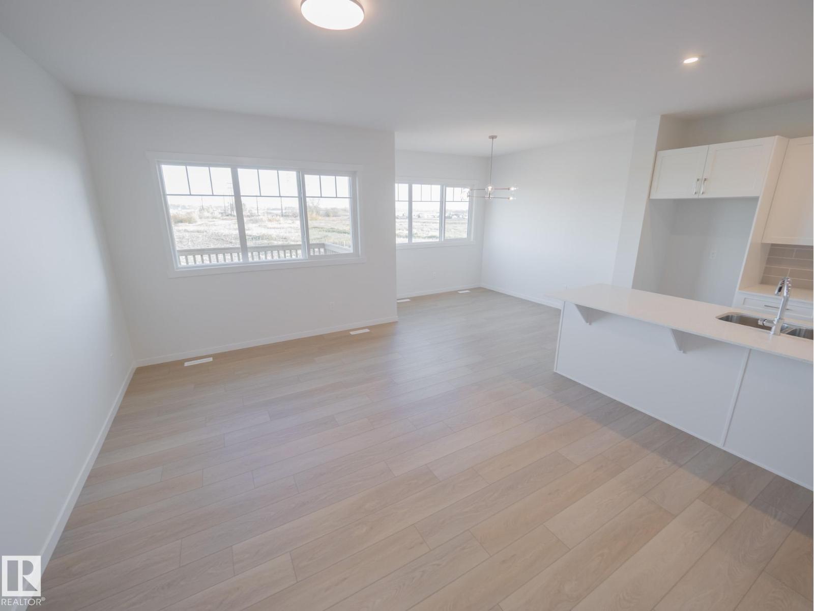 17443 2 St Nw, Edmonton, Alberta  T5Y 4G6 - Photo 22 - E4460980