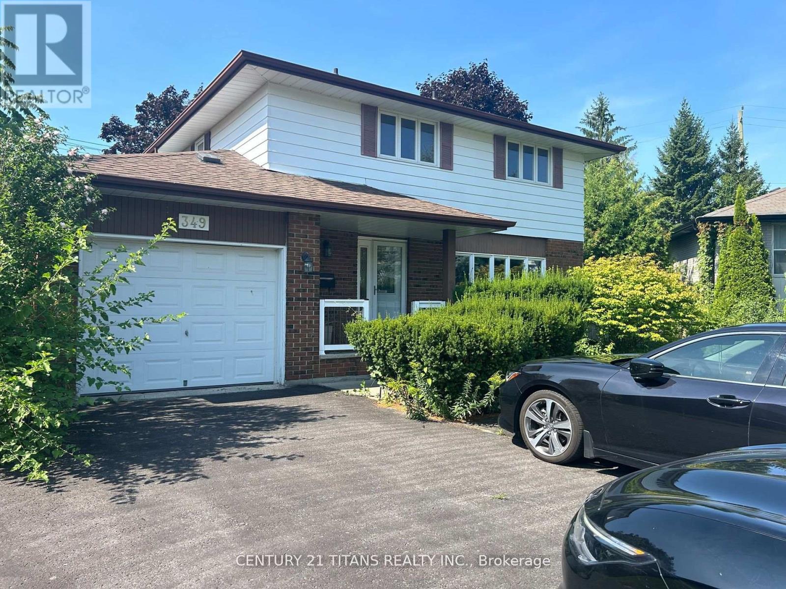 MAIN - 349 CARNABY COURT, Oshawa, Ontario