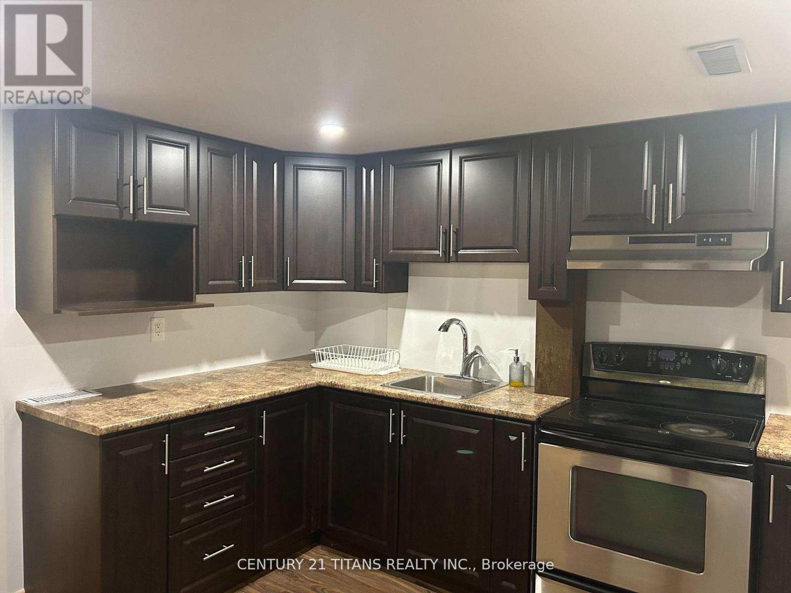 Bsmt - 349 Carnaby Court, Oshawa, Ontario  L1G 6N7 - Photo 3 - E12446472