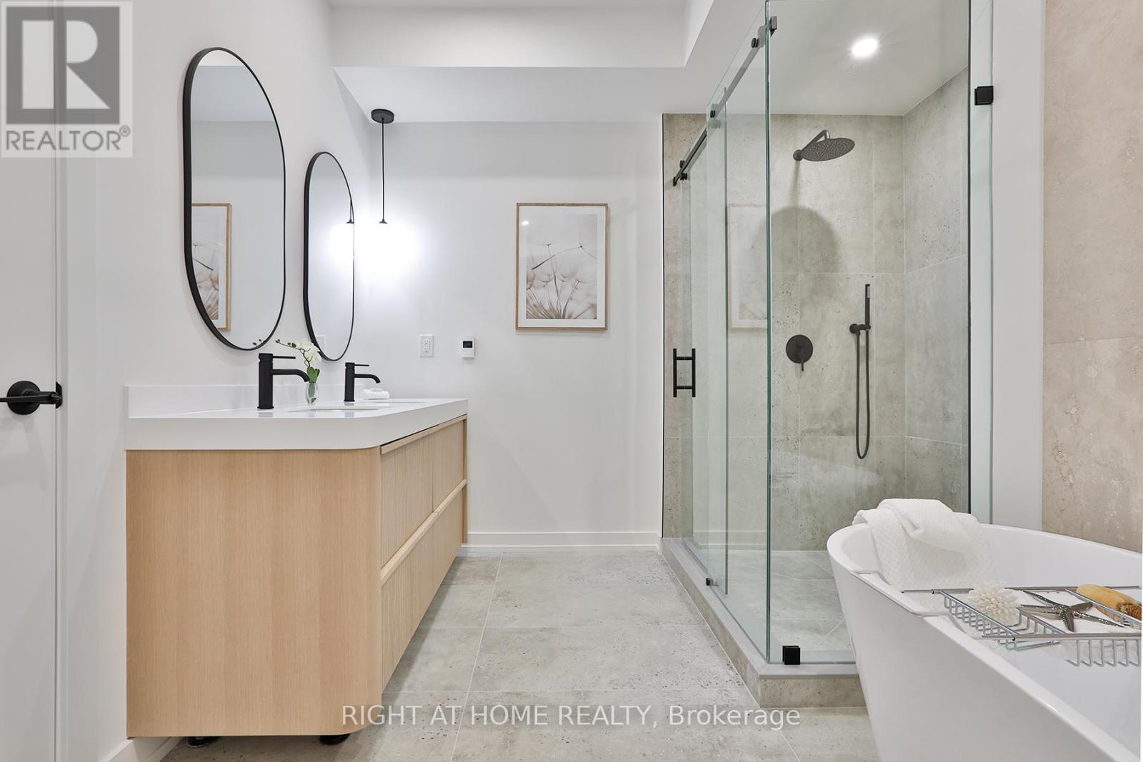 60 Winnifred Avenue, Toronto, Ontario  M4M 2X3 - Photo 21 - E12446485