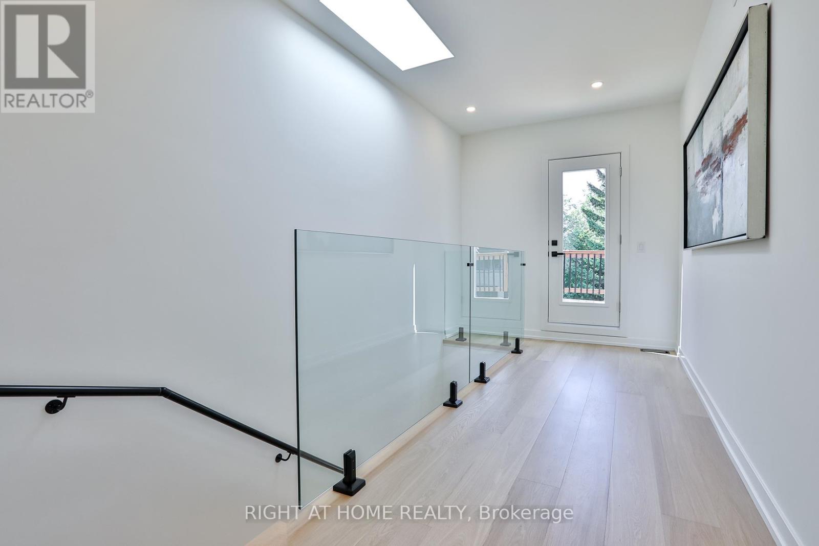 60 Winnifred Avenue, Toronto, Ontario  M4M 2X3 - Photo 28 - E12446485