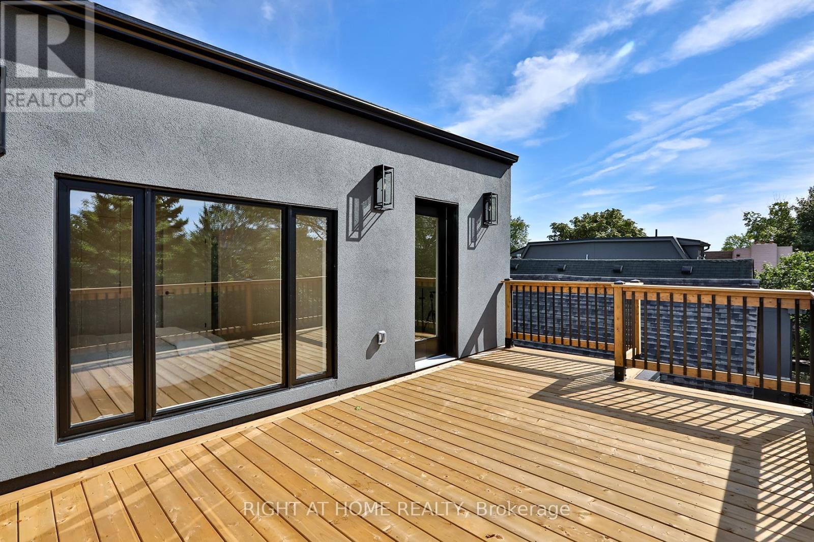 60 Winnifred Avenue, Toronto, Ontario  M4M 2X3 - Photo 34 - E12446485