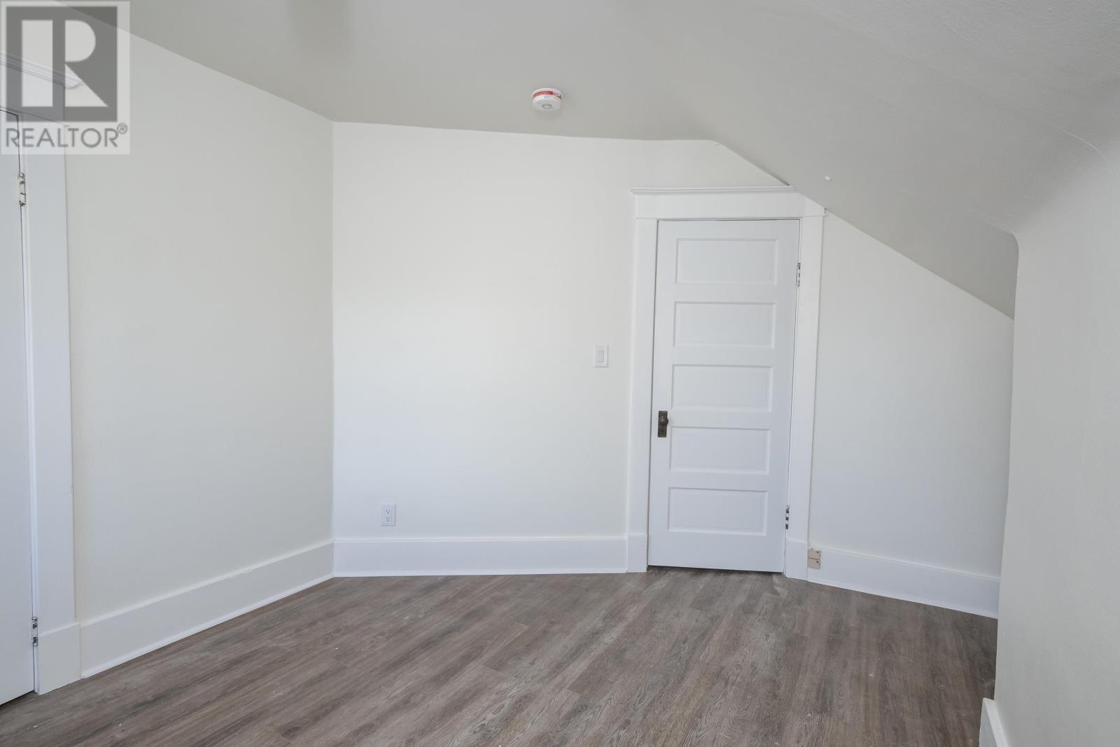 16 Crown St, Thunder Bay, Ontario  P7B 3J6 - Photo 17 - TB253054