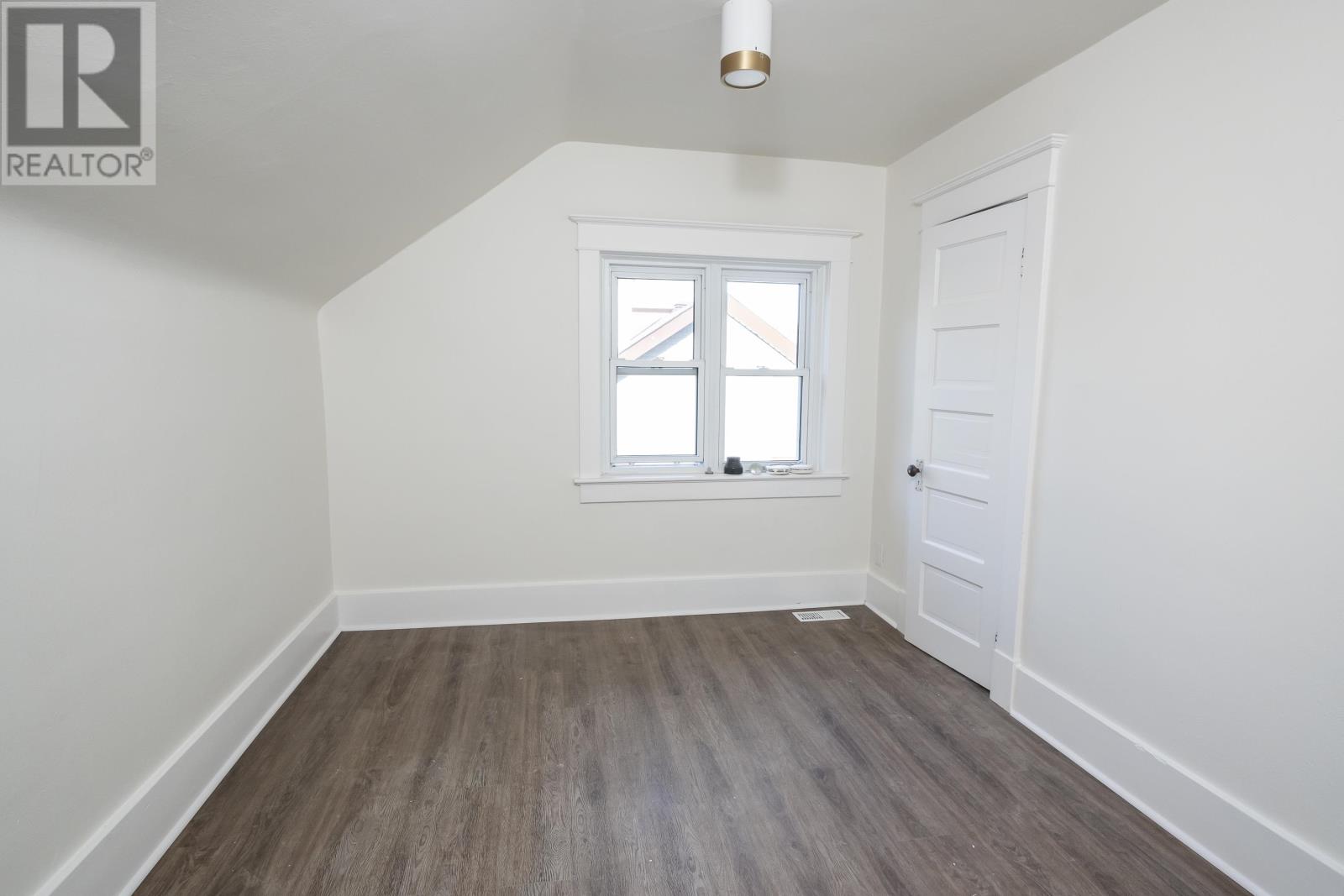 16 Crown St, Thunder Bay, Ontario  P7B 3J6 - Photo 16 - TB253054