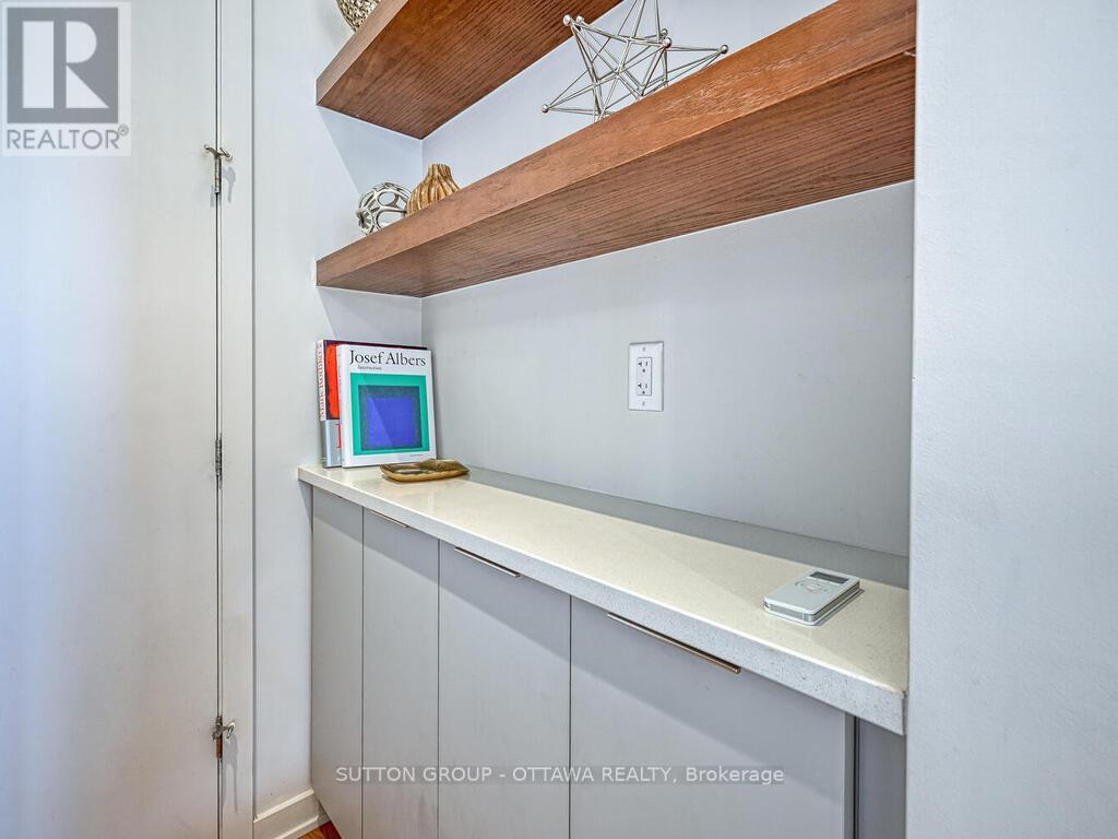 732 Wooler Place, Ottawa, Ontario  K1T 0T5 - Photo 15 - X12446585