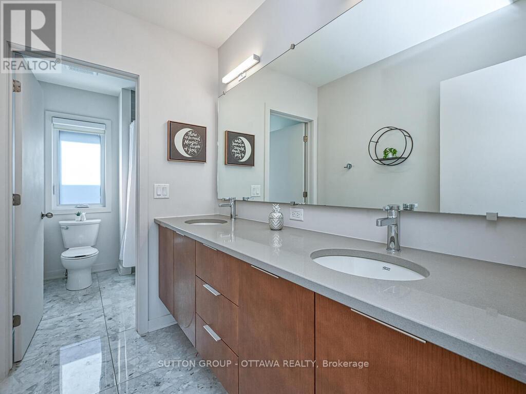 732 Wooler Place, Ottawa, Ontario  K1T 0T5 - Photo 28 - X12446585
