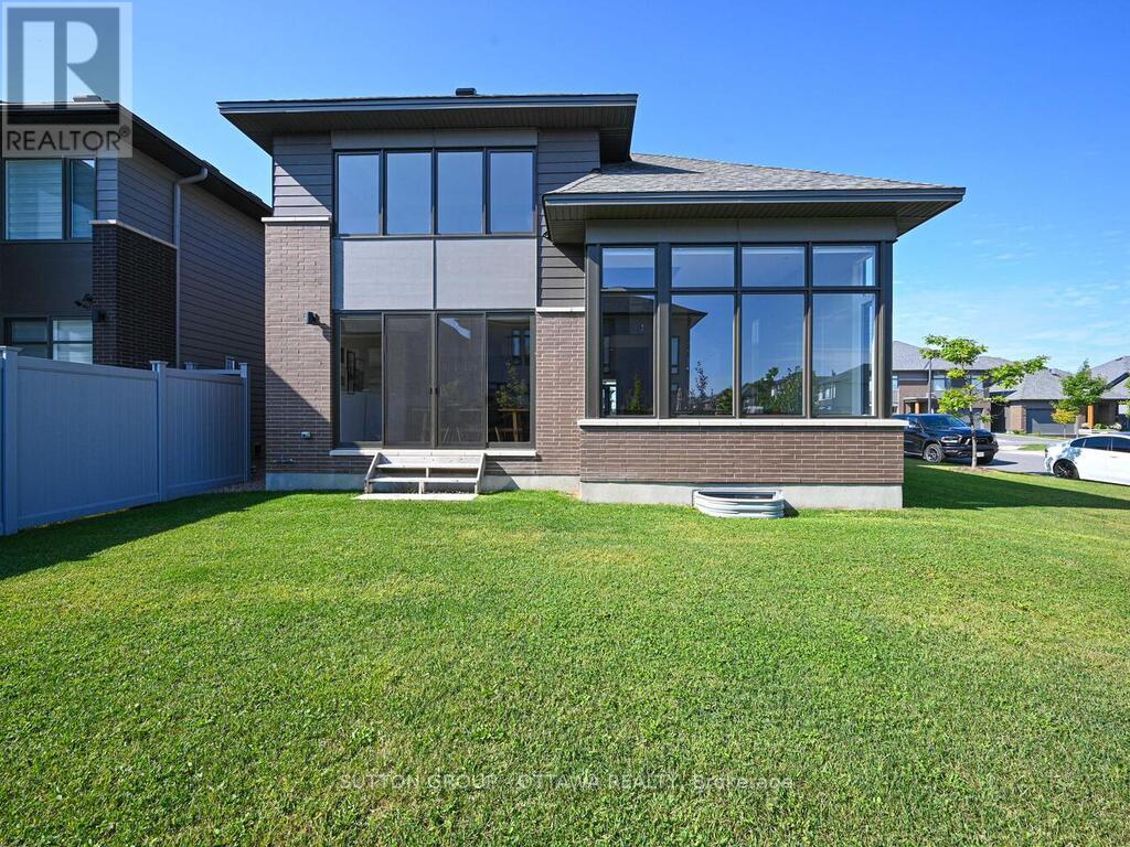 732 Wooler Place, Ottawa, Ontario  K1T 0T5 - Photo 35 - X12446585