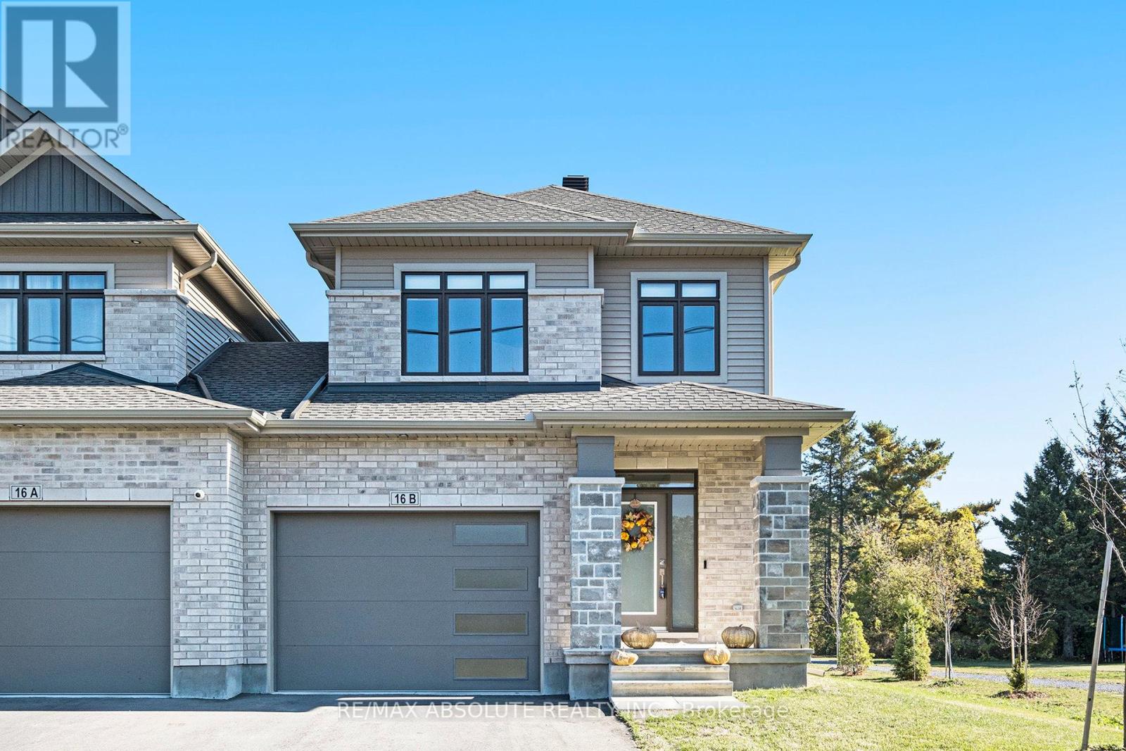 16b Cockburn Street, Ottawa, Ontario  K0A 2Z0 - Photo 34 - X12446594