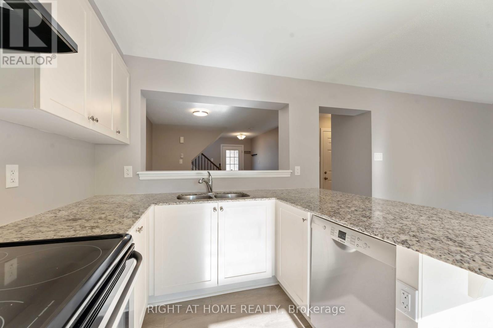 113 Maestro Avenue, Ottawa, Ontario  K2S 0V4 - Photo 16 - X12446599