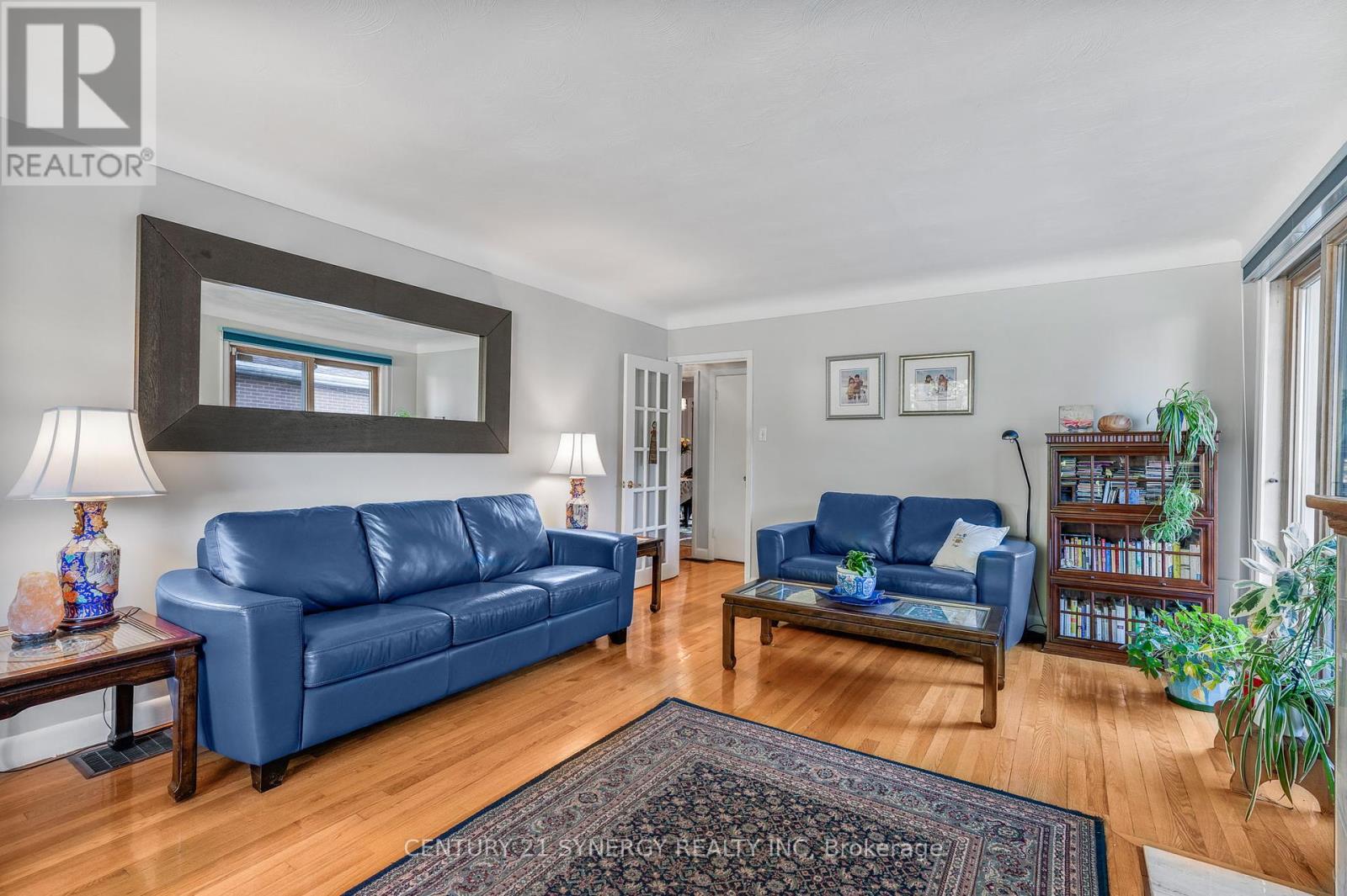 1174 Greyrock Crescent, Ottawa, Ontario  K2C 2A4 - Photo 6 - X12446647