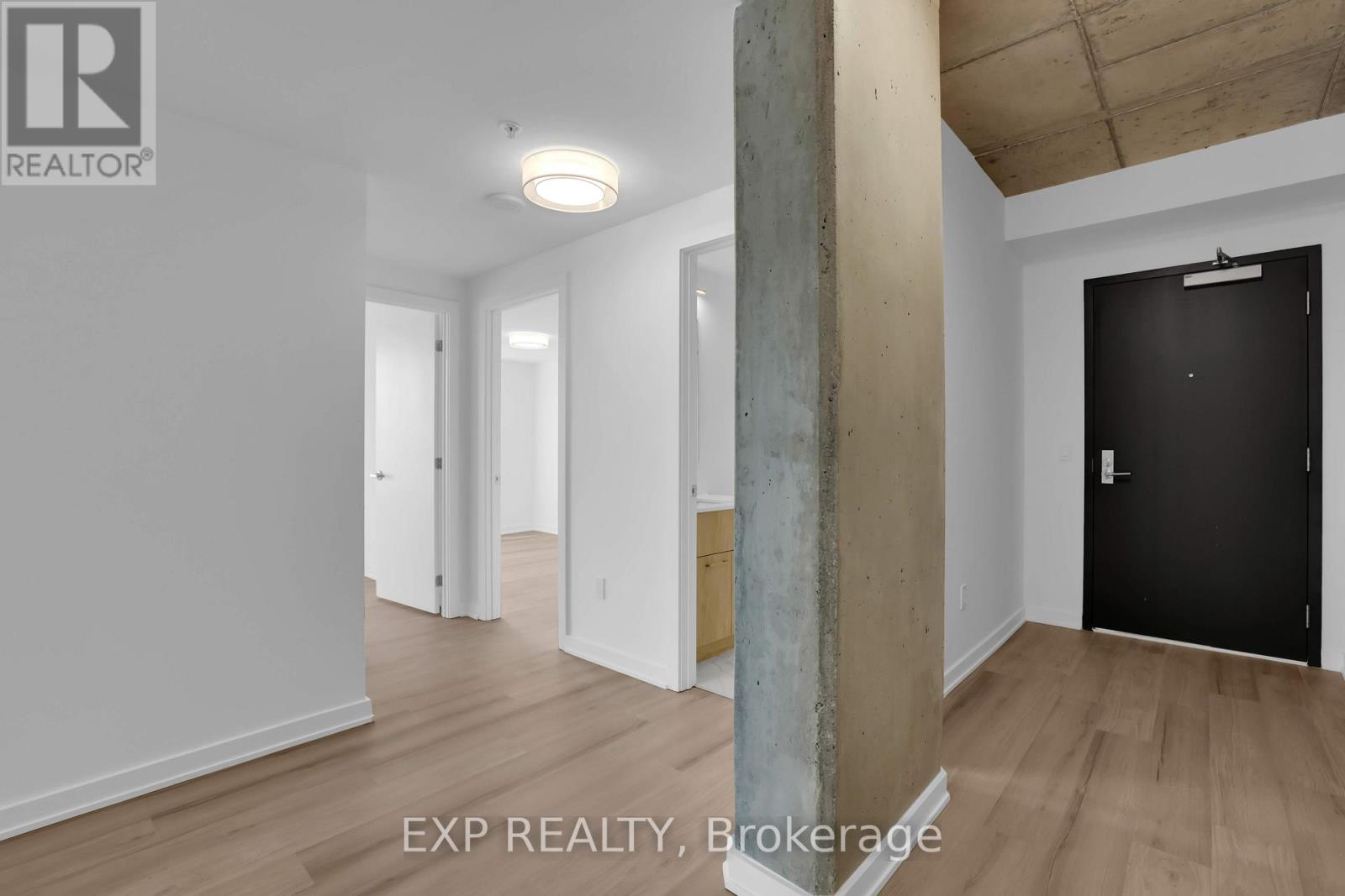 812 - 36 Robinson Avenue, Ottawa, Ontario  K1S 8N8 - Photo 2 - X12446659