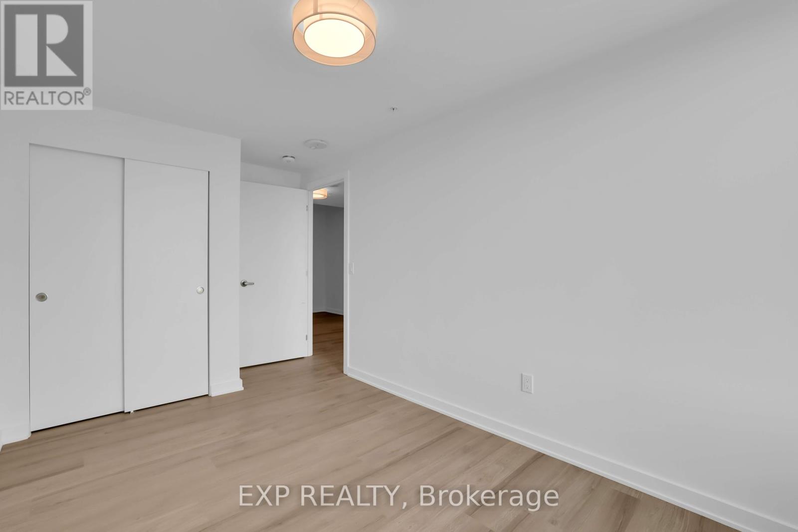 812 - 36 Robinson Avenue, Ottawa, Ontario  K1S 8N8 - Photo 8 - X12446659