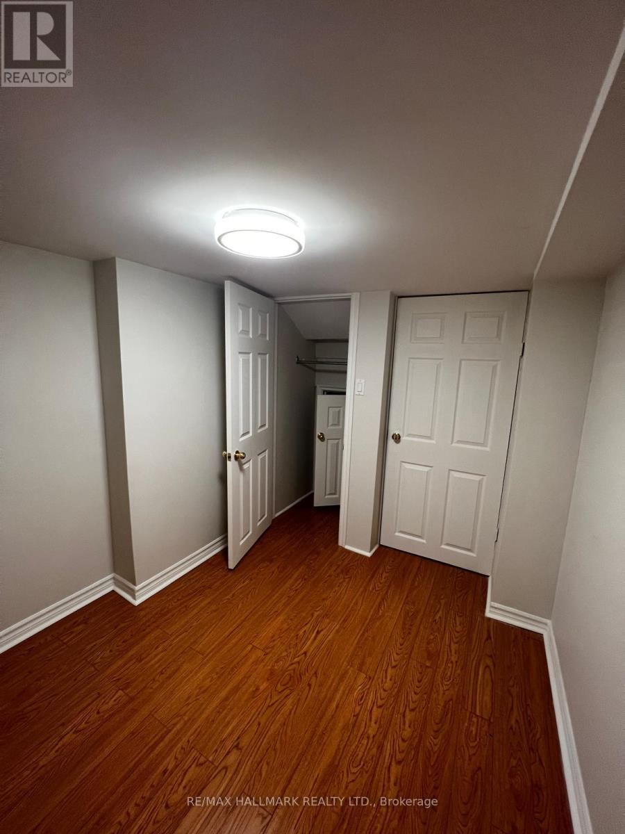 85 Watkins Glen Crescent, Aurora, Ontario  L4G 7P4 - Photo 14 - N12446349