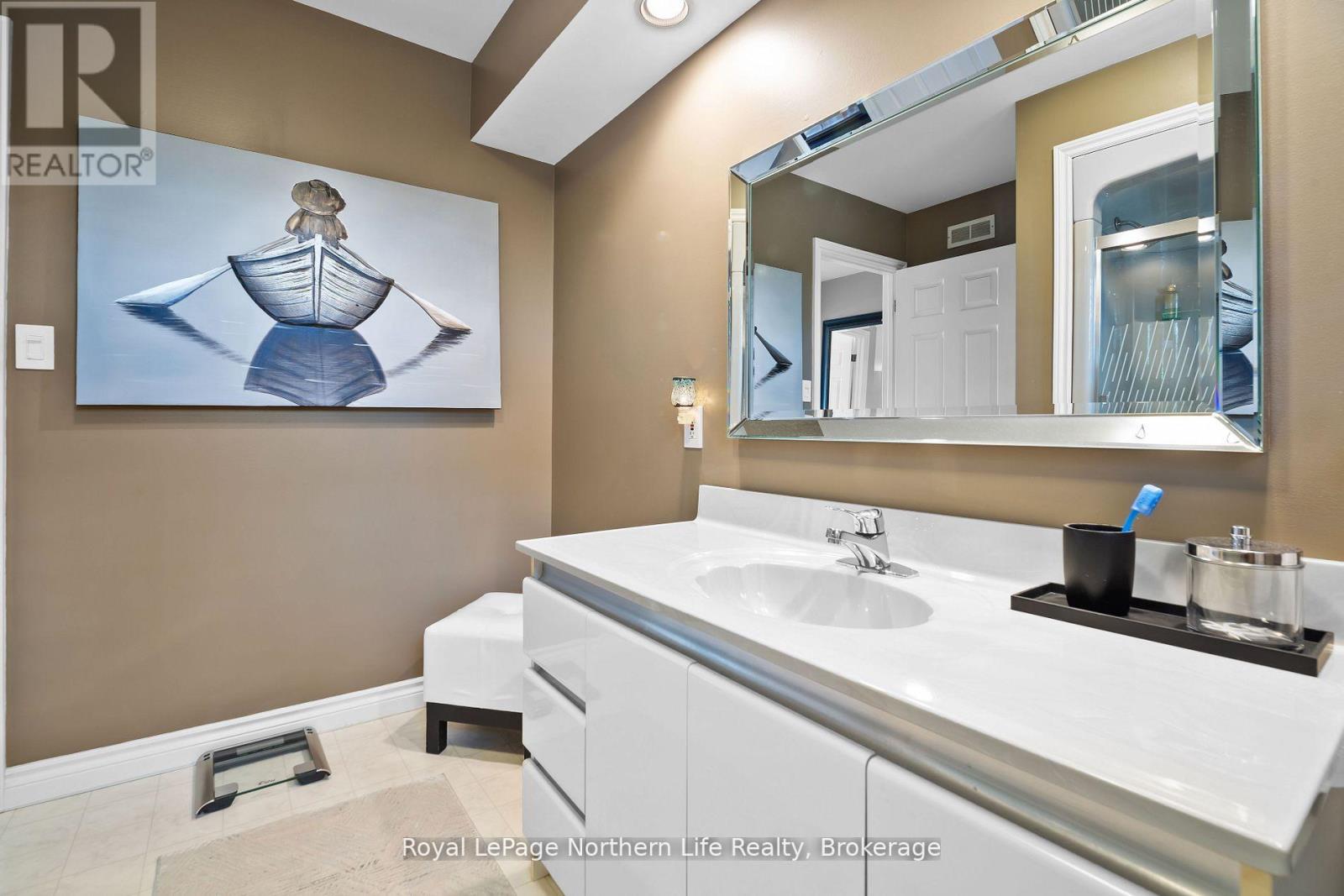 1111 Lawson Street, North Bay, Ontario  P1B 9H4 - Photo 16 - X12446564