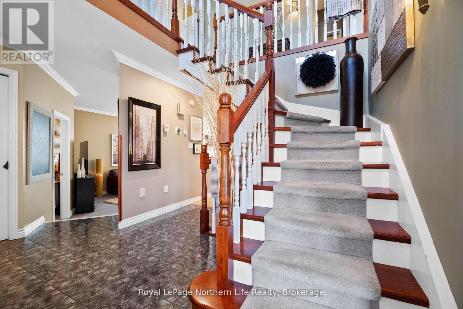 1111 Lawson Street, North Bay, Ontario  P1B 9H4 - Photo 4 - X12446564