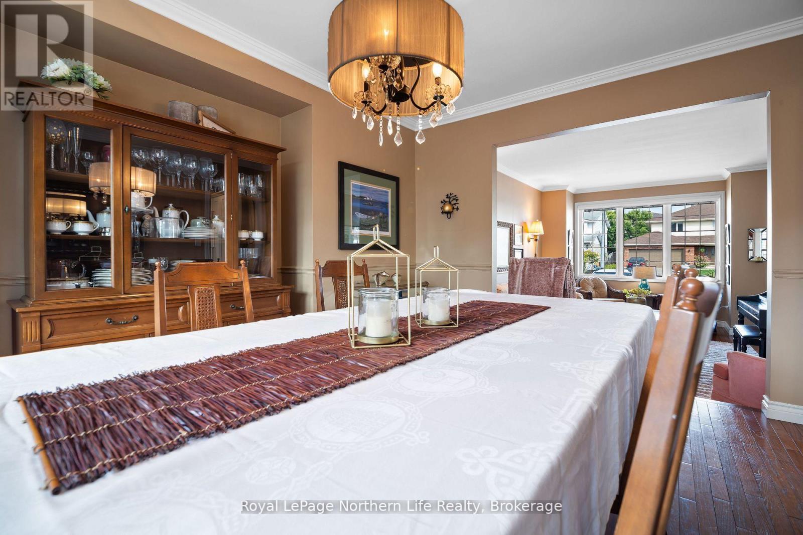 1111 Lawson Street, North Bay, Ontario  P1B 9H4 - Photo 8 - X12446564