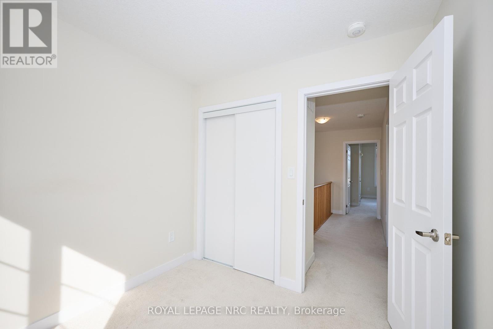 11 Melody Lane, Thorold, Ontario  L5B 5N5 - Photo 26 - X12446551