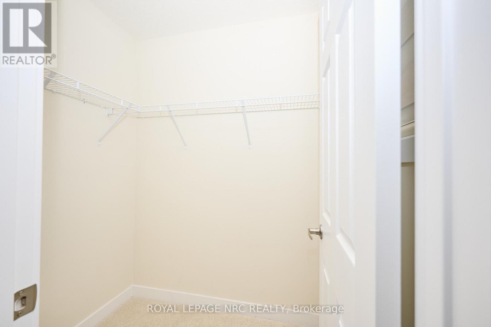 11 Melody Lane, Thorold, Ontario  L5B 5N5 - Photo 37 - X12446551