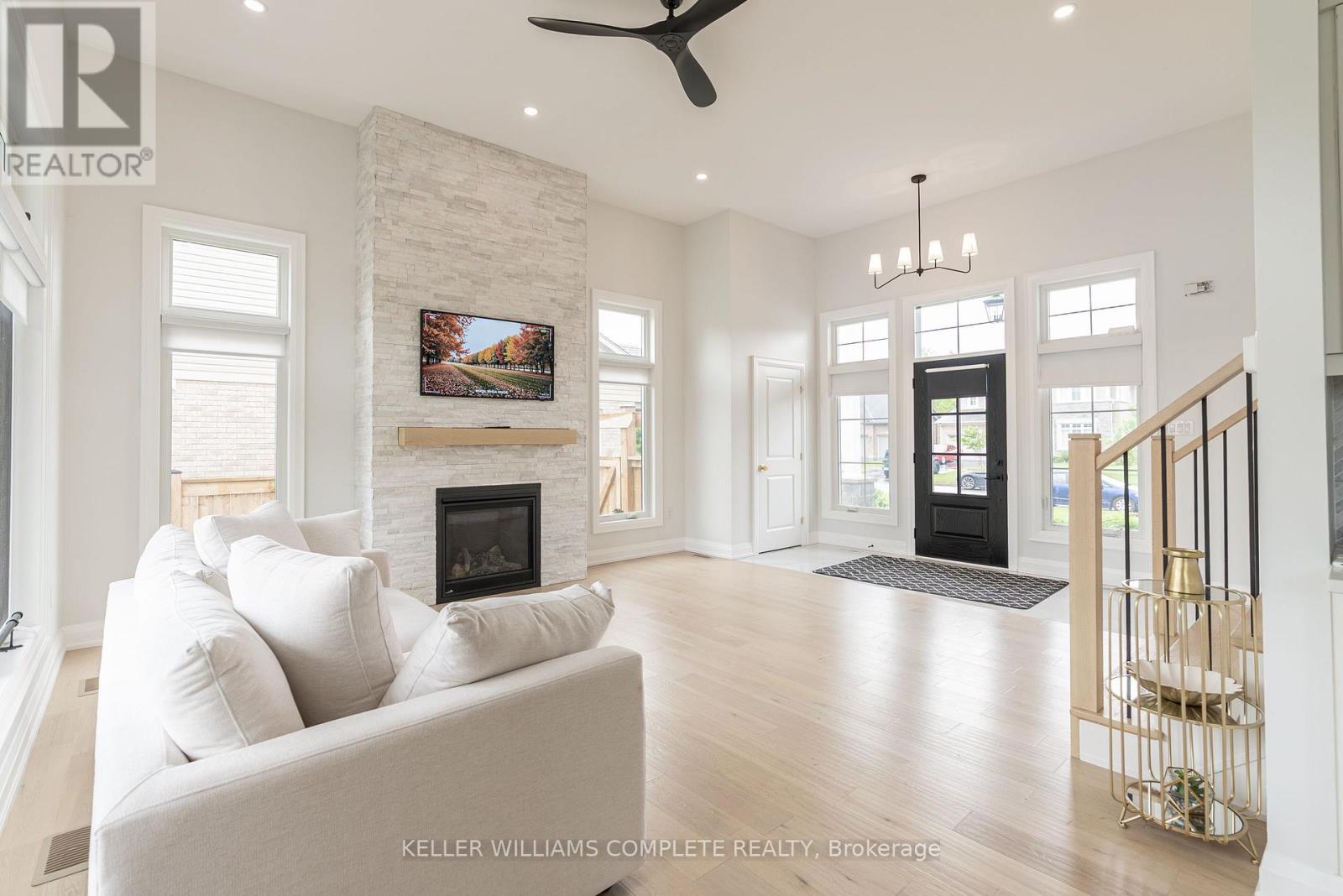 619 Brian Street, Fort Erie, Ontario  L2A 6W1 - Photo 5 - X12446648