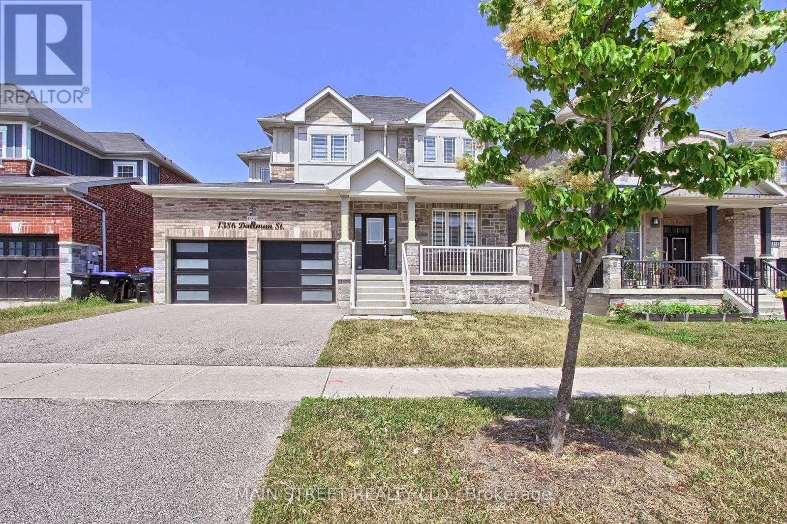 1386 Dallman Street, Innisfil (Lefroy), Ontario  L0L 1W0 - Photo 2 - N12446463