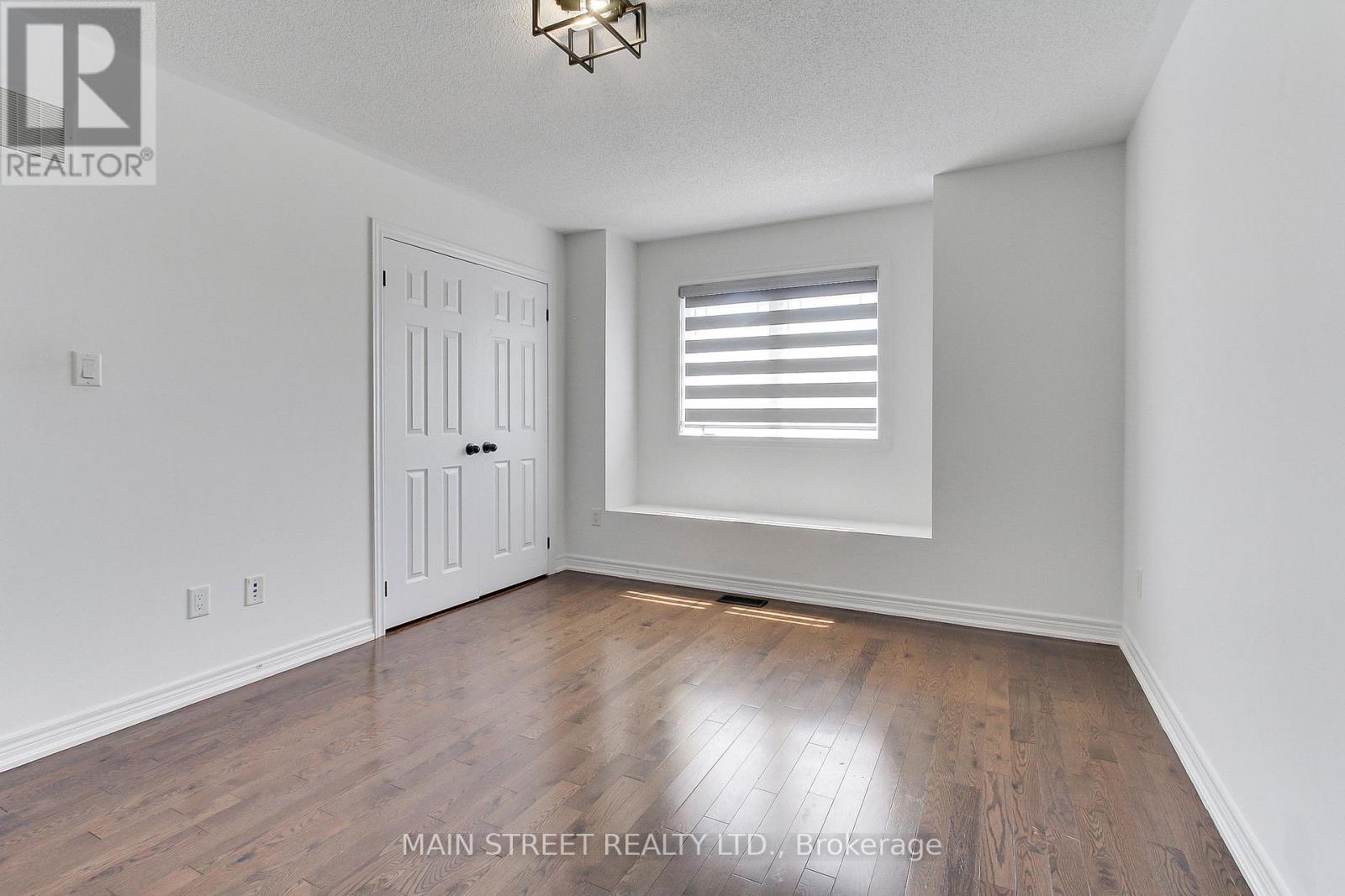 1386 Dallman Street, Innisfil (Lefroy), Ontario  L0L 1W0 - Photo 37 - N12446463